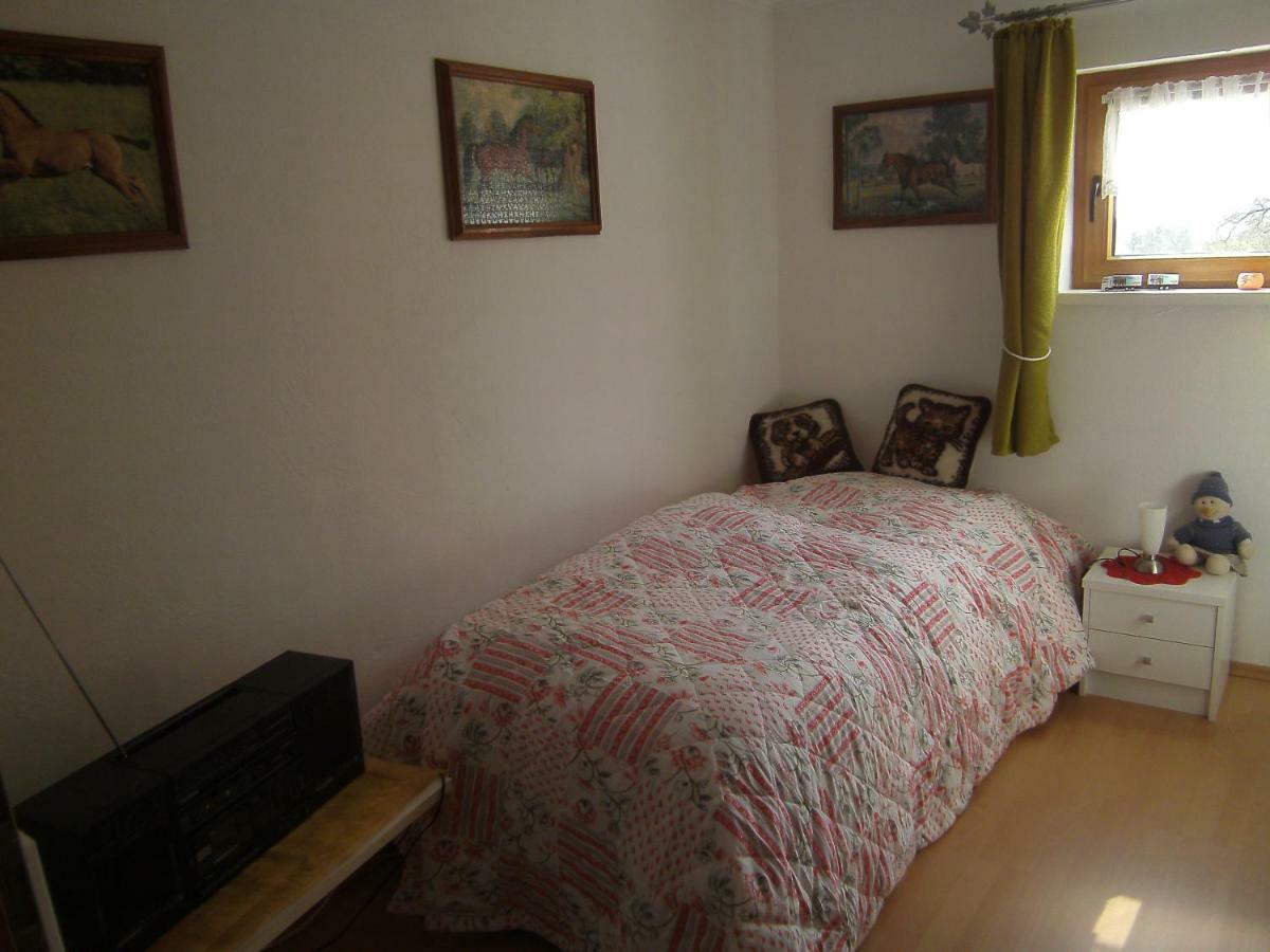 Ferienwohnung Barzen Ralingen Екстериор снимка